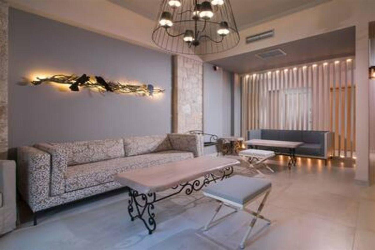 Neikos Mediterraneo Luxury Suites Chaniotis Dış mekan fotoğraf