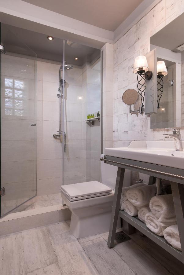 Neikos Mediterraneo Luxury Suites Chaniotis Dış mekan fotoğraf