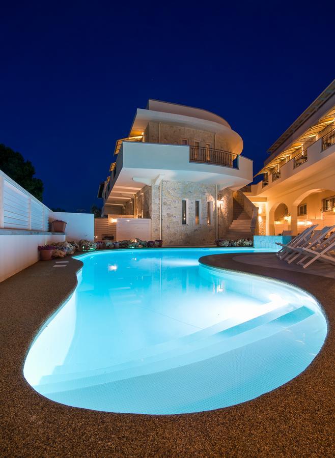 Neikos Mediterraneo Luxury Suites Chaniotis Dış mekan fotoğraf